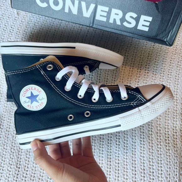 Black My Melody X Kuromi Sanrio Converse - Picture 3 of 4